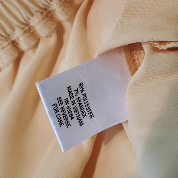 Sunday by DressBarn Yellow Flowey Cargo Jog Pants Size 2XL New With Tags - Picture 5 of 6